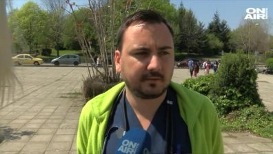 Скандално видео: В Спешното в Бургас искат пари на жена за преглед?!