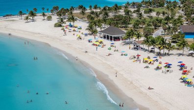 Мистериозна смърт: Туристка от круизен кораб загина на екзотичен остров