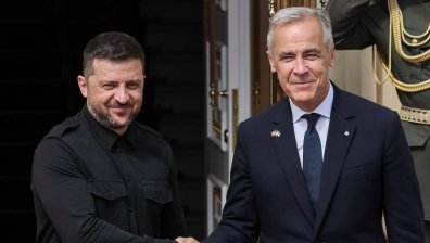 Украйна ще получи бронирани машини, дронове и боеприпаси от Канада за близо $750 млн.