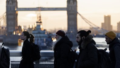 Деветима са ранени след предполагаема химическа атака в Лондон