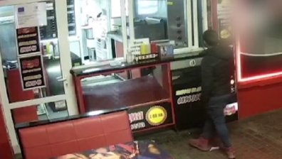 Нагъл крадец задигна кутия за дарения за самотна майка в Казанлък