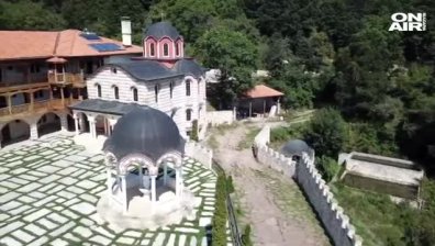 След два кредита: Готвят ли за продажба Гигинския манастир?