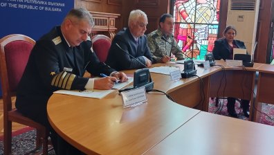 Не обмислят връщане на наборната служба