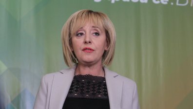 Подслушване, купуване на гласове, заплаха за убийство... Манолова внесе множество сигнали в МВР