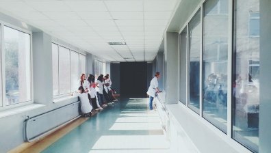 МЗ осигурява сграда и близо 3 млн. лв. за ремонт на Центъра за психично здраве