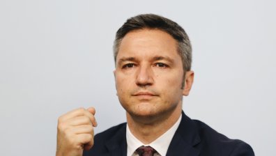 Вигенин: Няма да прекрачим разумния срок за мандата