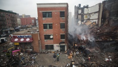Експлозия в Ню Йорк взе най-малко шест жертви
