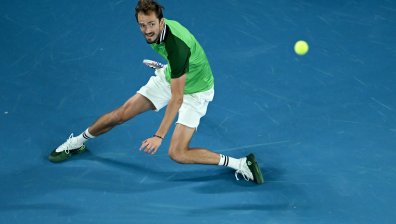 Медведев опитоми Звяра и е на финал в Мелбърн след исторически обрат