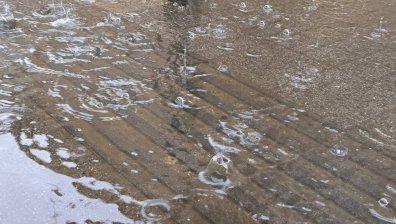 Силна градушка удари Стара Загора, порой се изля в Созопол (+ВИДЕО)