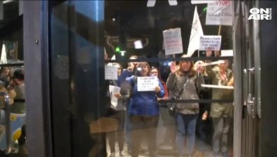 Активистки разголиха гърди в знак на протест срещу Роман Полански