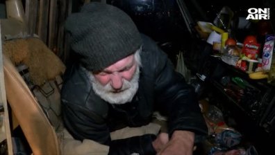 Легендарен холандски боксьор мизерства в каравана в несебърско село