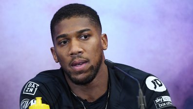 Медии: Сблъсъкът между Джошуа и Фюри е отменен