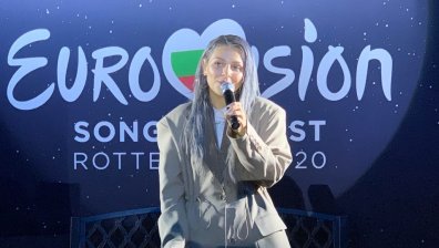 Песента ни за "Евровизия" печели първи места в няколко онлайн класации