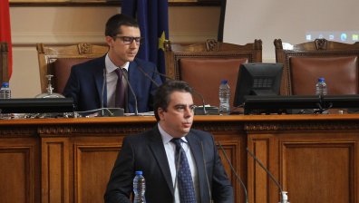 Министър Василев обяви за кого и в какъв размер ще има компенсации за скъпия ток