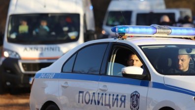 МВР хвана 92-годишен пиян шофьор да кара без книжка и регистрационни номера 