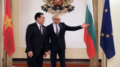 Акад. Денков: Виетнам е важен за развитието на икономиката и образованието ни