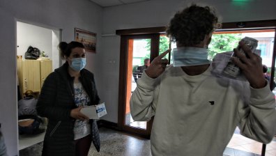 МОН обяви кога става масово тестването на учениците за коронавирус