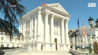 Цвета Караянчева води делегация в Северна Македония