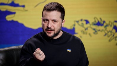 Зеленски към дипломатите си: Работете усилено, за да печелите сърца за Украйна