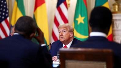 Доналд Тръмп наказва още 7 страни с мита