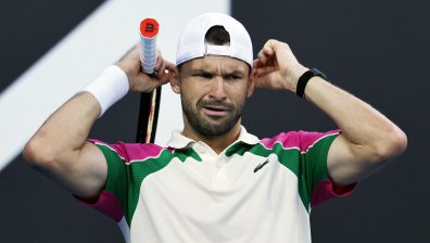 Григор Димитров се отдалечава от завръщане в Топ 10