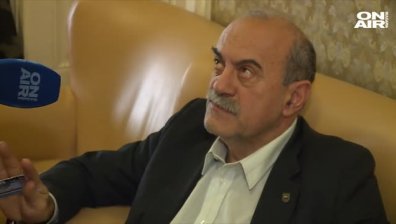 Експеримент: Знаят ли депутатите кога им изтича книжката? 