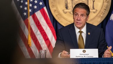 Бивша съветничка на губернатора на Ню Йорк го обвини в сексуален тормоз