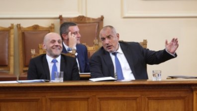 Работна група от парламента ще търси решение за "Олимпик"