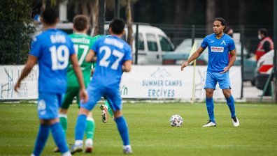 "Левски" и чешкият "Бохемианс" не се победиха в контрола - 1:1