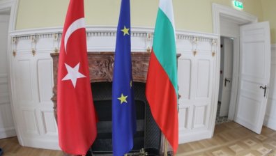 Часове преди срещата ЕС-Ердоган - протести и драконовски мерки за сигурност