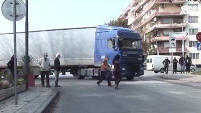 Протест в Силистра срещу преминаването на ТИР-ове