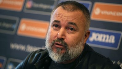 Ясен Петров повика 8 легионери за световните квалификации