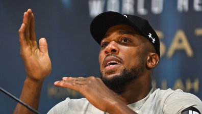 Еди Хърн заминава за Саудитска Арабия, готви се мегасблъсък Джошуа - Уайлдър