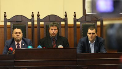 Разкриха схемата на задържаните разследващи полицаи