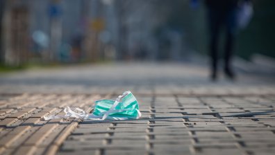 Предложено е да се следи местонахождението на заразените с коронавирус