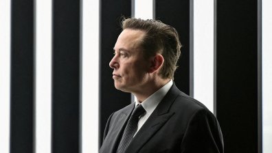 Илън Мъск получава $1 трлн., ако Tesla изпълни целите си