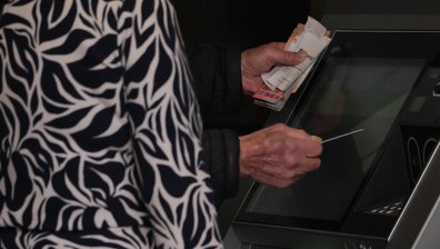 НОИ обяви датите за пенсии и обезщетения през февруари