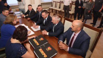 ВМРО се регистрираха в ЦИК, ще имат собствена кандидатура за София