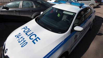 Мъж ограби 13-годишно момче в София: "Дай ми пари или ще те напръскам в очите"