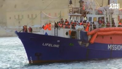 Близо 1200 мигранти бяха спасени от испанските власти за два дни