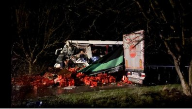 Момичето, спасило човешки живот в ПТП: Седалката ми се преобърна, счупих прозореца с чук