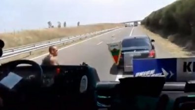 "Героят" от магистралата - Ангел Радичев - пуснат тайно под "домашен арест"