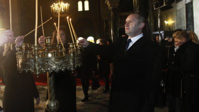 Патриарх Неофит предупреди Радев, че изискванията към него ще са големи