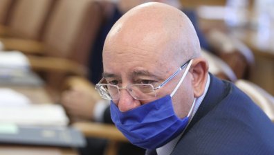 Екоминистърът: Някой прави бизнес, а после държавата му чисти отпадъците