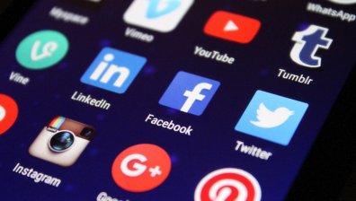 Google и Apple забраняват използването на локация за проследяване на контакти