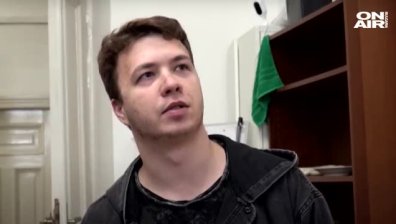 МВнР: Неприемливо е принудителното кацане на самолет в Минск, пуснете Протасевич