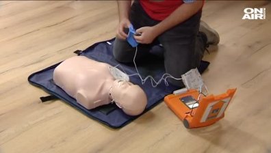 Поставят външни дефибрилатори на места със струпване на хора
