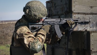 Украинци обстрелваха автобус с цивилни работници в Херсон, жертвите са поне 5