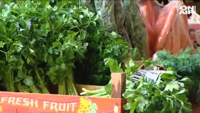 "Активни потребители": Зелените салати по столичните пазари са пълни с бактерии