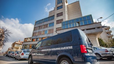 Началници в служба "Военна информация" издавали секретни данни
